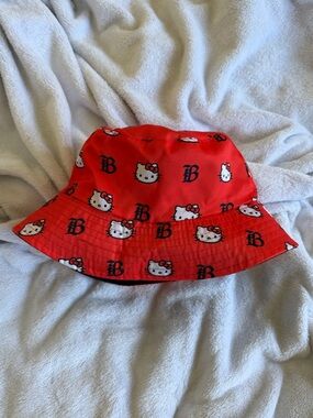 Bay FC x Hello Kitty Reversible Bucket Hat